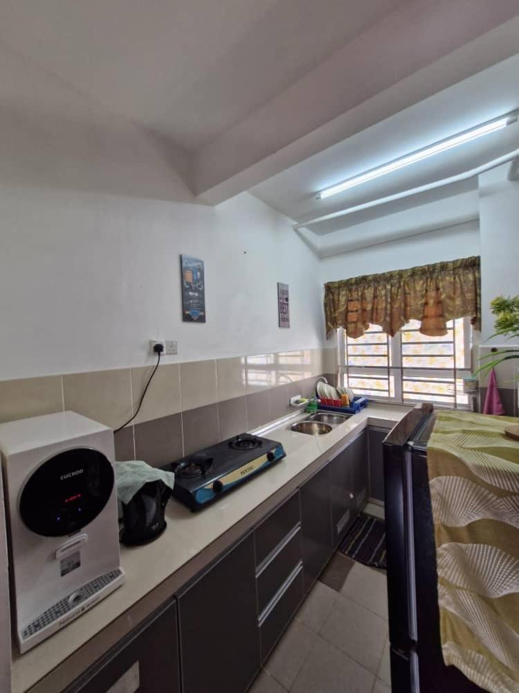 Homestay Camelia Kuala Terengganu - Anggerik House Luaran gambar